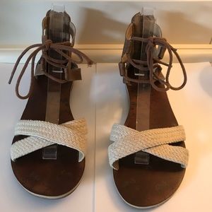Maurices size 9 strappy sandals.